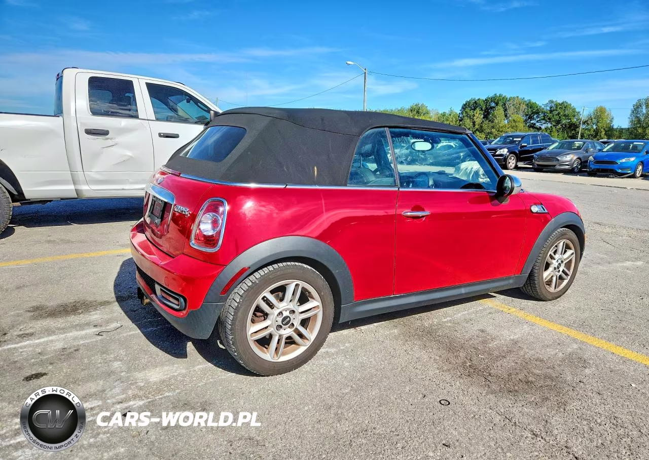 2011 Mini Cooper S VIN:WMWZP3C58BTX82817 - 3