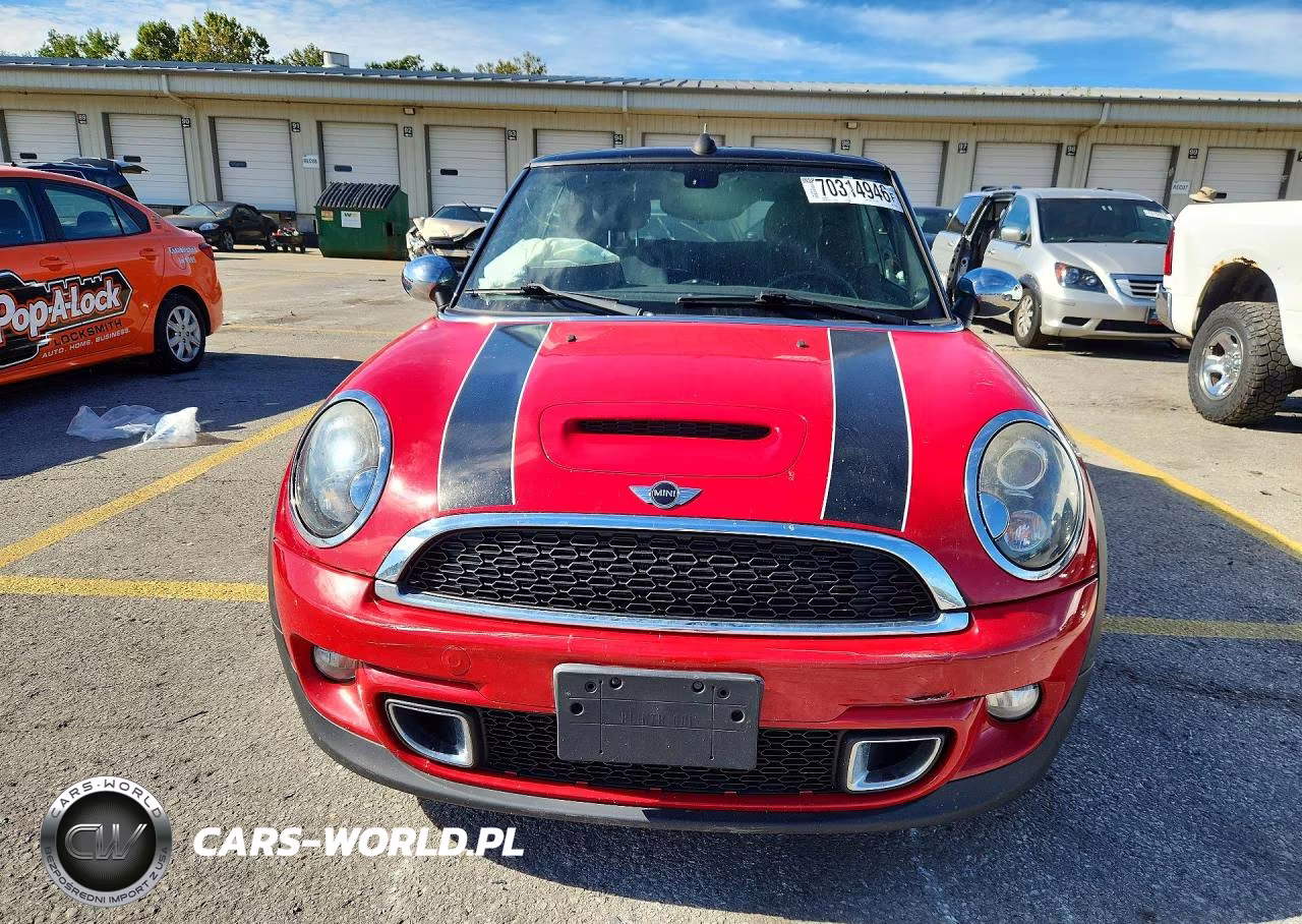 2011 Mini Cooper S VIN:WMWZP3C58BTX82817 - 5
