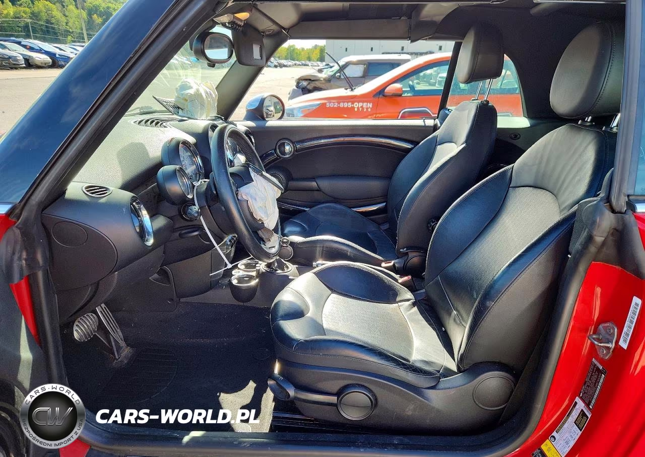 2011 Mini Cooper S VIN:WMWZP3C58BTX82817 - 7