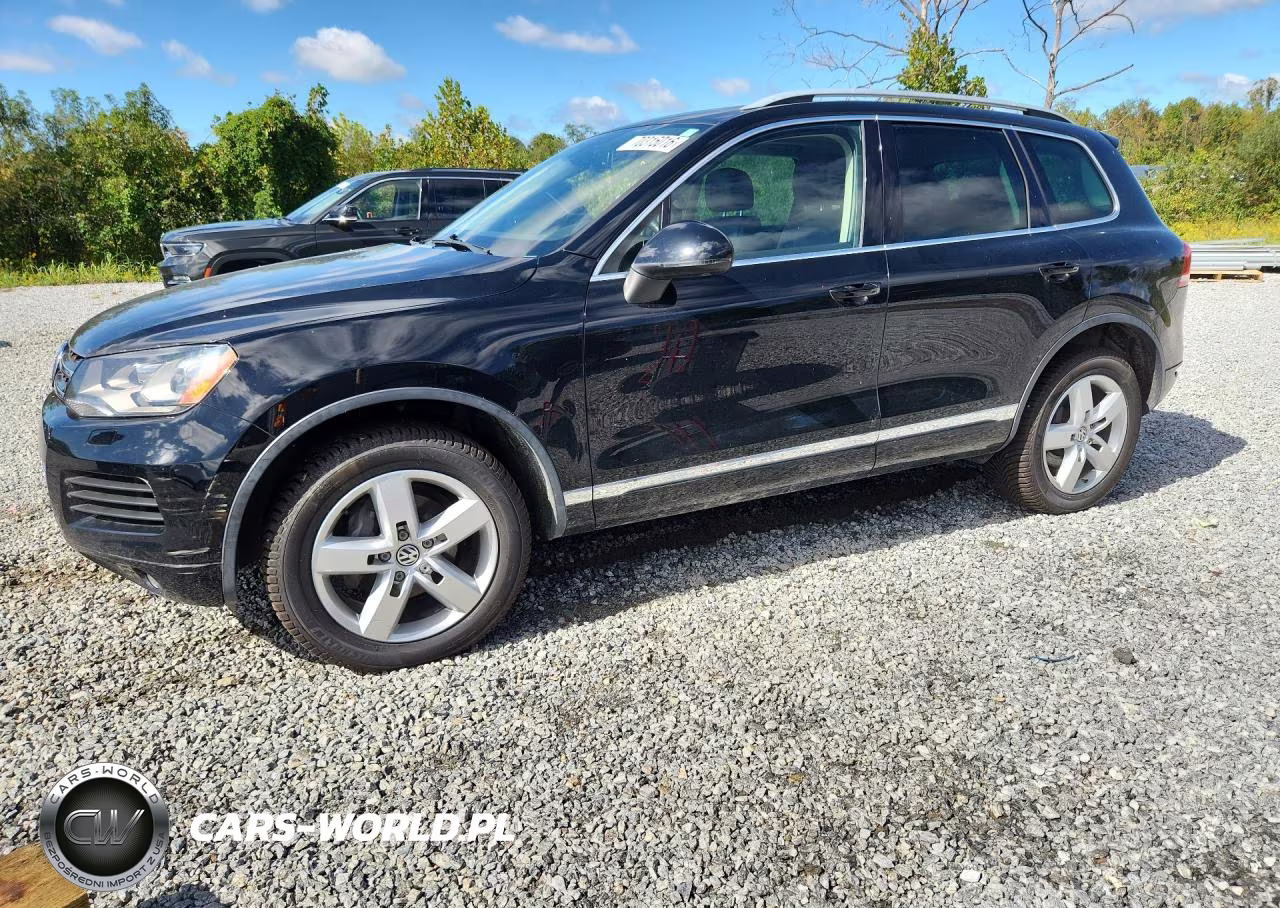 2014 Volkswagen Touareg V6 Tdi VIN:WVGEP9BP4ED014589 - 1