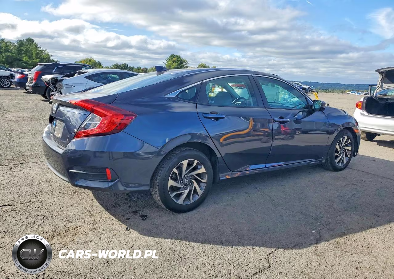 2018 Honda Civic Ex VIN:2HGFC2F75JH536961 - 3