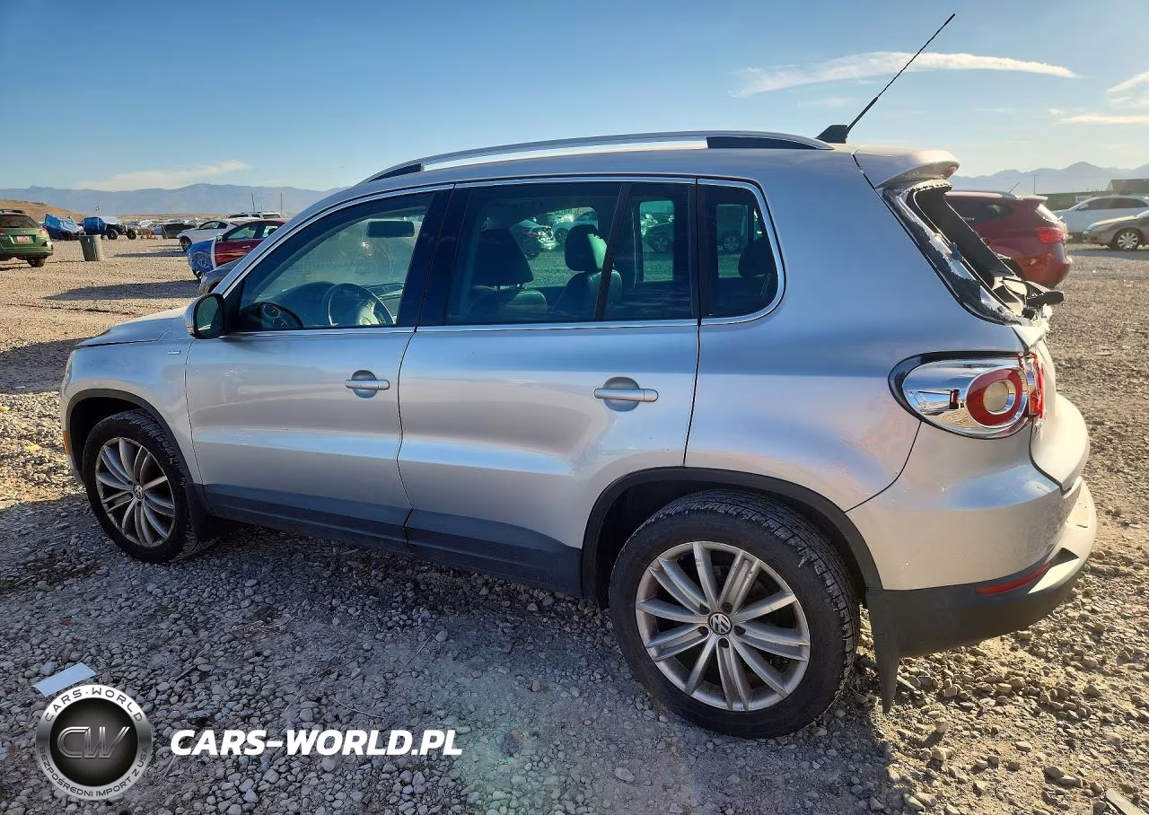 2010 Volkswagen Tiguan Se VIN:WVGBV7AX1AW516053 - 2
