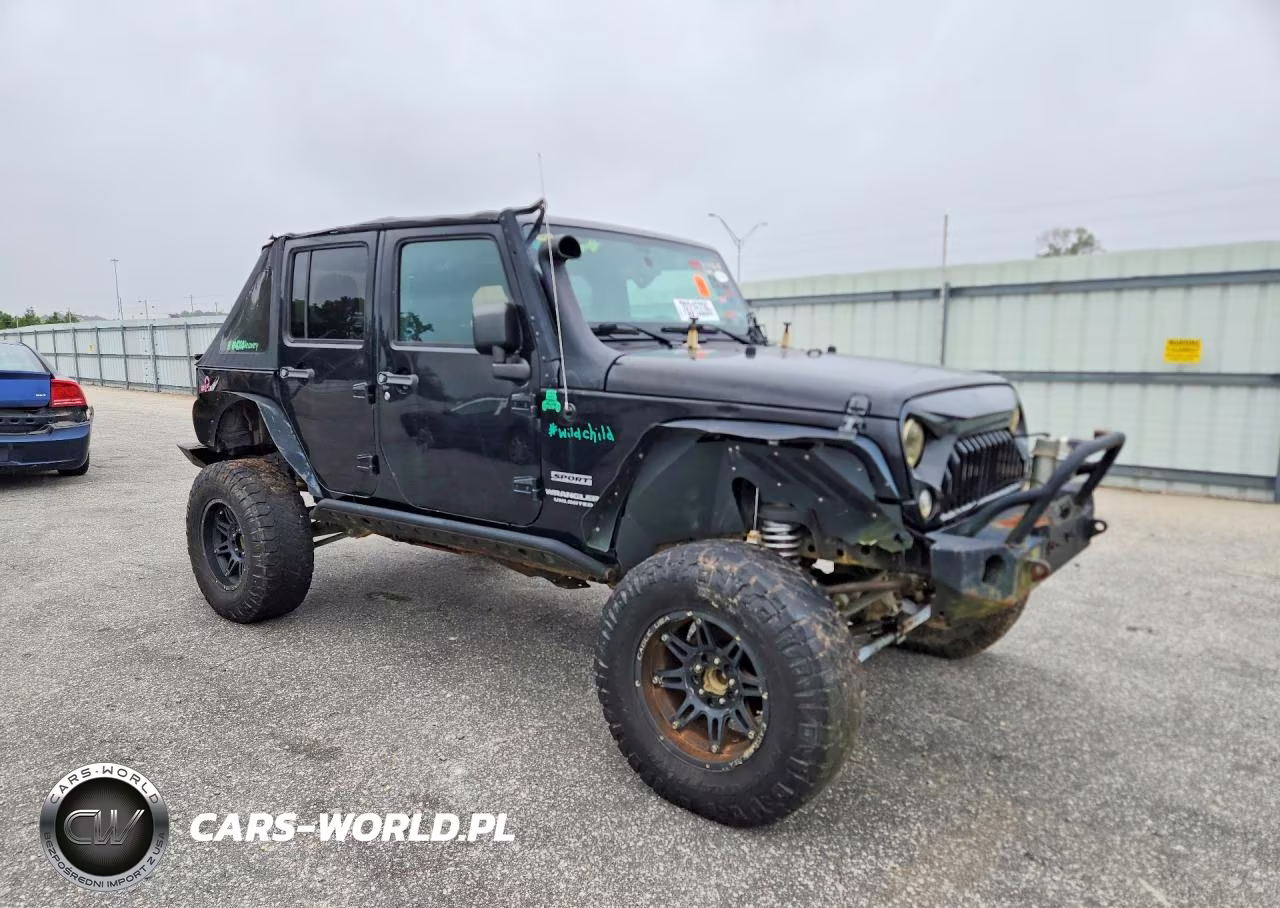 2017 Jeep Wrangler Unlimited Sport VIN:1C4BJWDG7HL667173 - 4