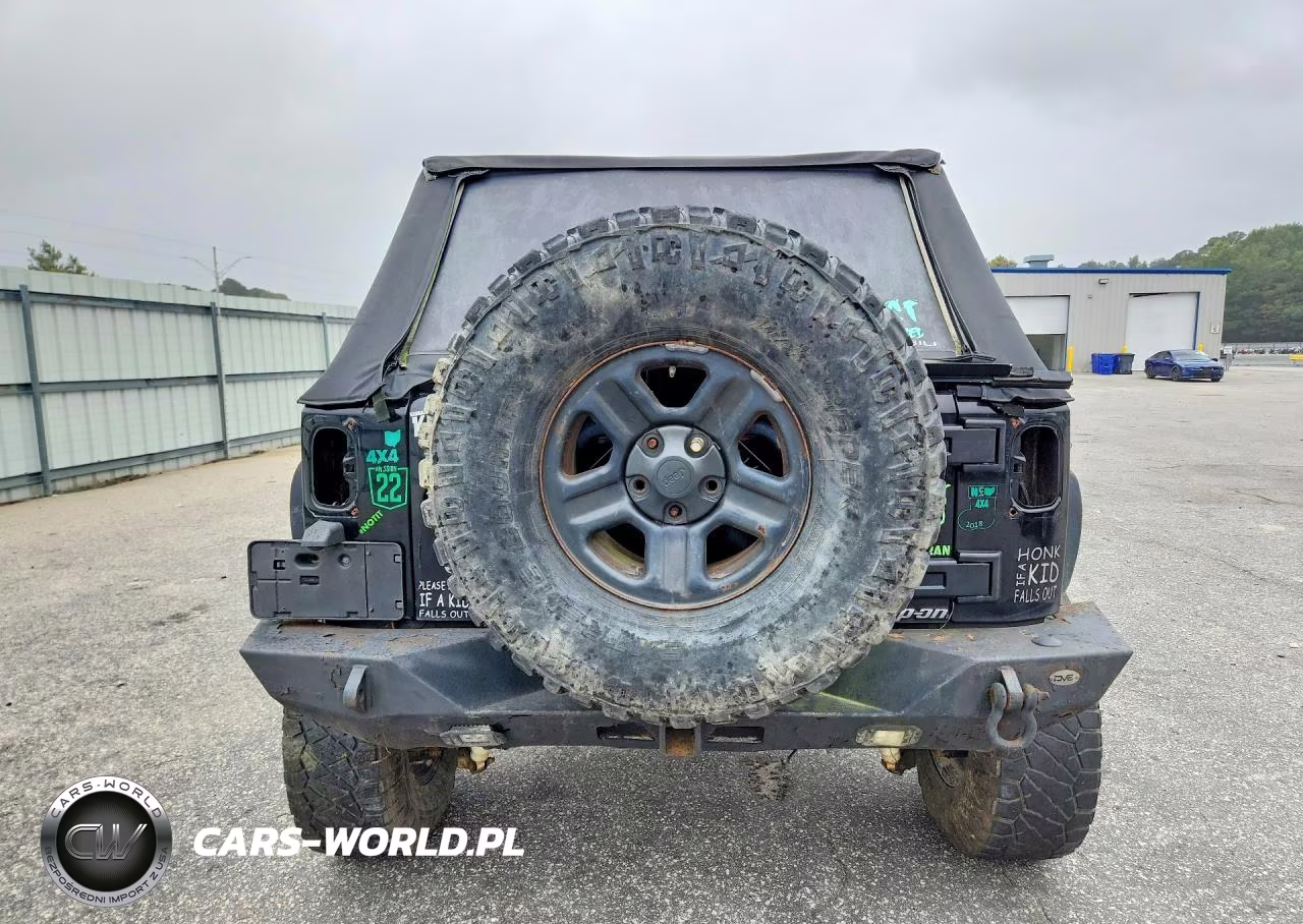 2017 Jeep Wrangler Unlimited Sport VIN:1C4BJWDG7HL667173 - 6