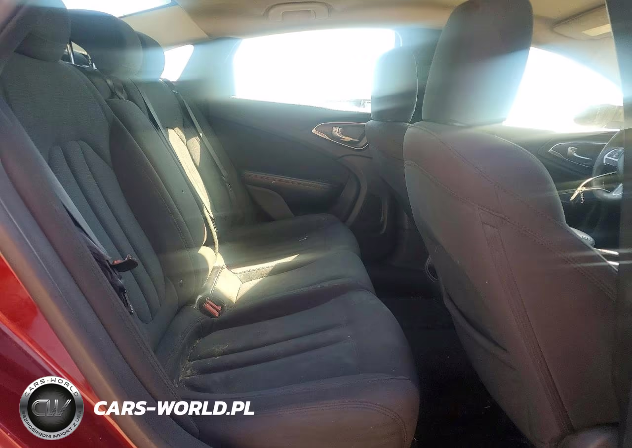 2015 Chrysler 200 Limited VIN:1C3CCCAB0FN741884 - 10
