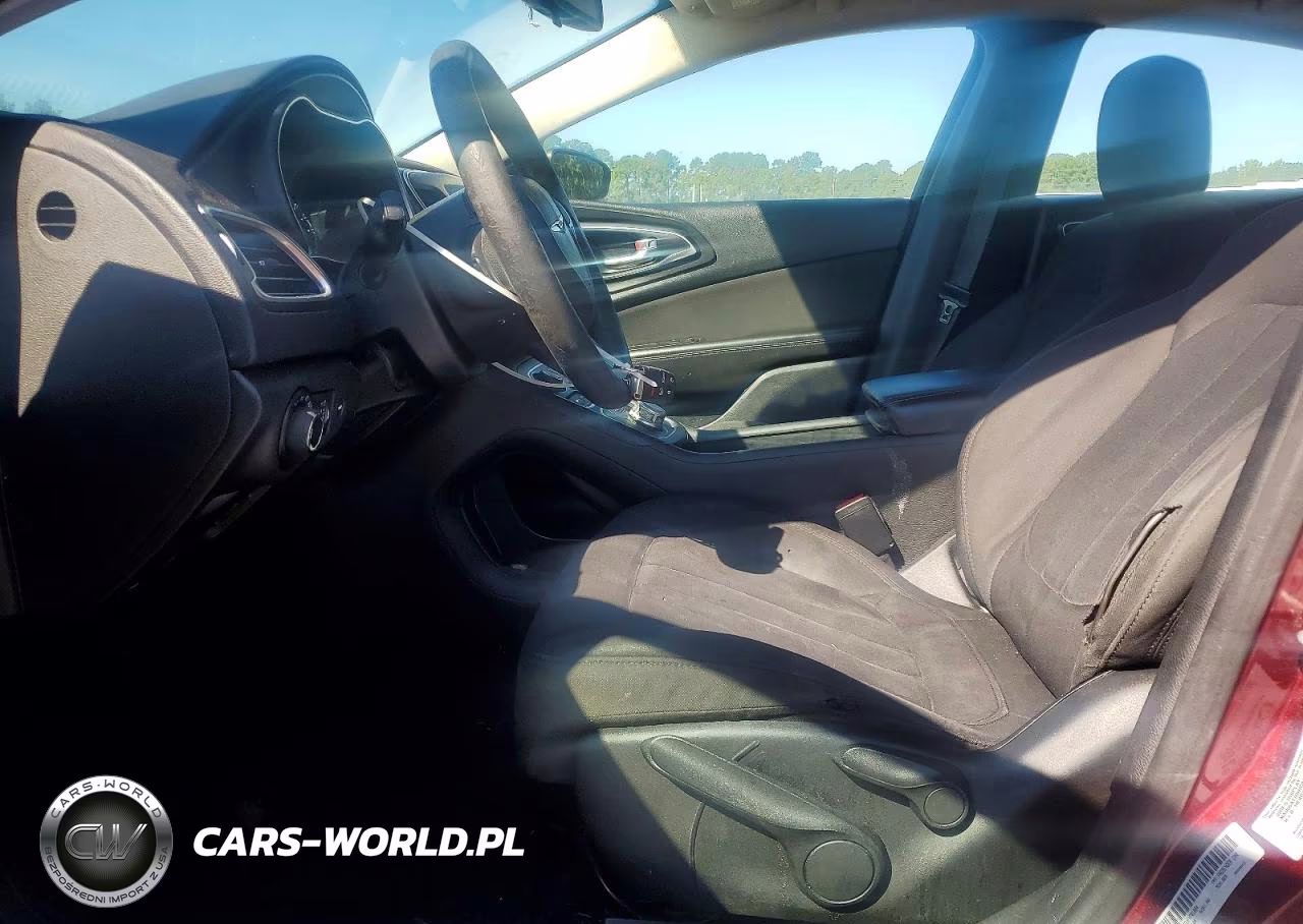 2015 Chrysler 200 Limited VIN:1C3CCCAB0FN741884 - 7