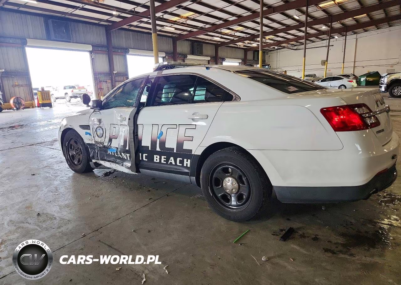 2017 Ford Taurus Police Interceptor VIN:1FAHP2L82HG118894 - 2