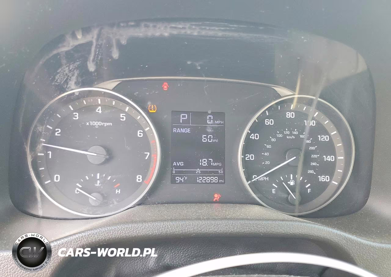 2017 Hyundai Elantra Se VIN:5NPD74LF6HH165893 - 9
