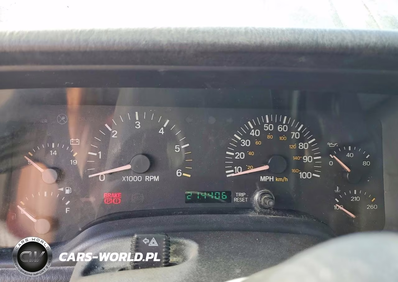 2001 Jeep Cherokee Sport VIN:1J4FF48S21L508728 - 9