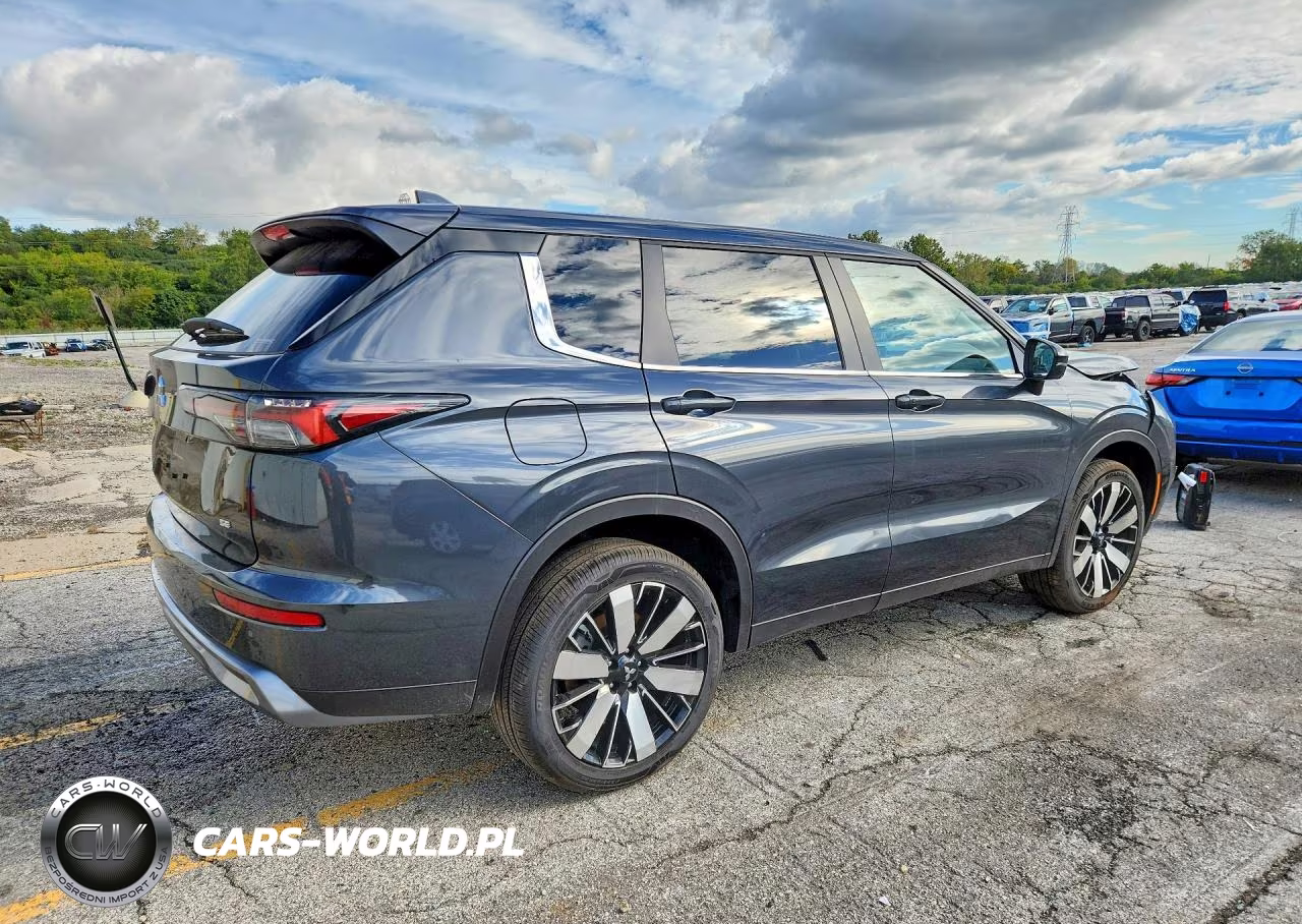 2026 Mitsubishi Outlander Se VIN:JA4J4VAB6TZ047498 - 3