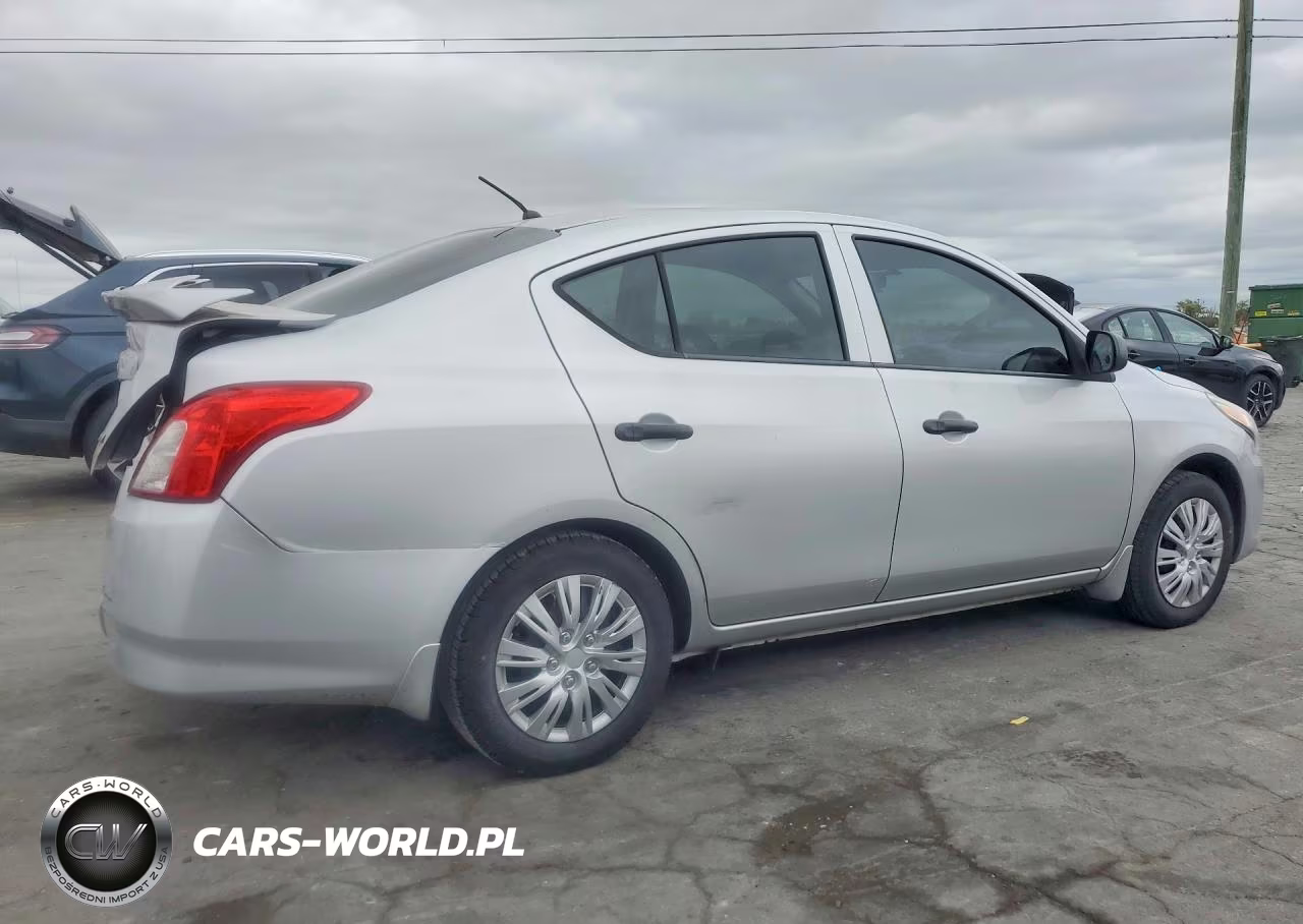 2015 Nissan Versa 1.6 S Plus VIN:3N1CN7AP8FL896985 - 3