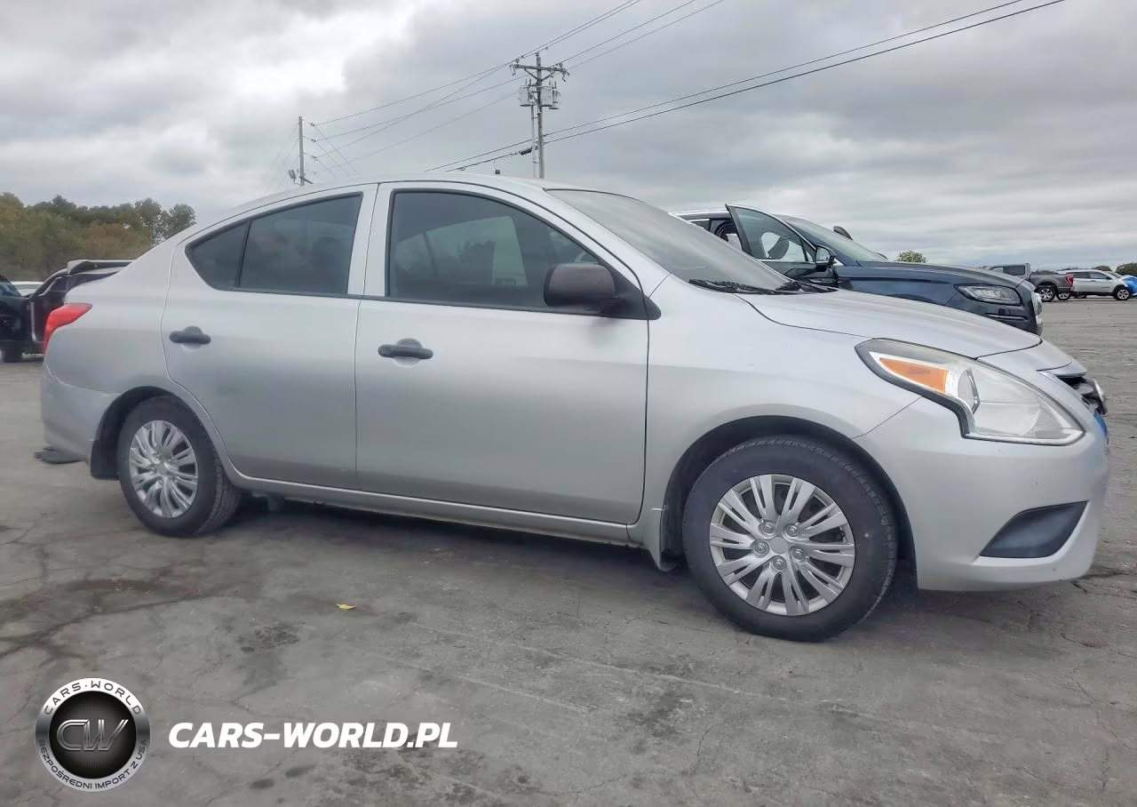 2015 Nissan Versa 1.6 S Plus VIN:3N1CN7AP8FL896985 - 4