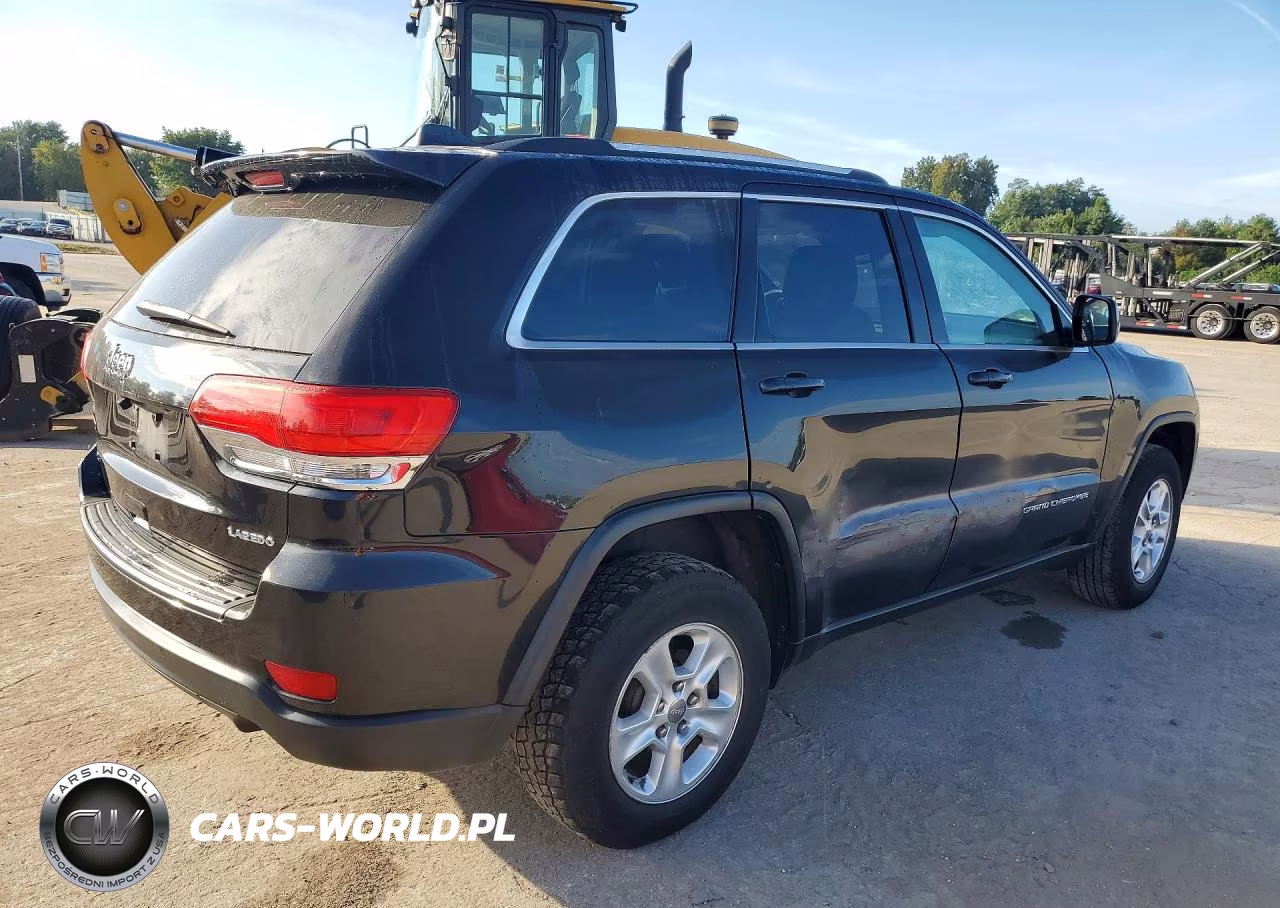 2014 Jeep Grand Cherokee Laredo VIN:1C4RJFAG8EC269629 - 3