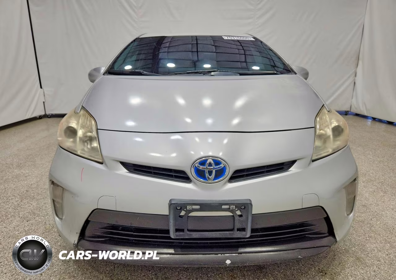 2015 Toyota Prius Two VIN:JTDKN3DU1F0427477 - 5