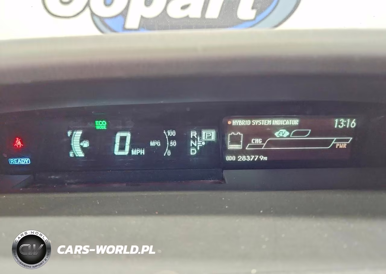 2015 Toyota Prius Two VIN:JTDKN3DU1F0427477 - 9