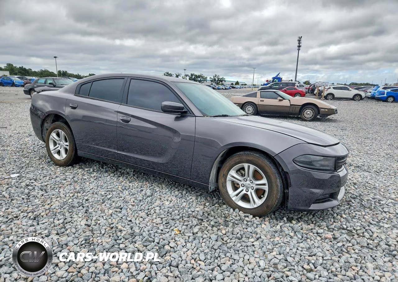 2021 Dodge Charger Sxt VIN:2C3CDXBG1MH643063 - 4
