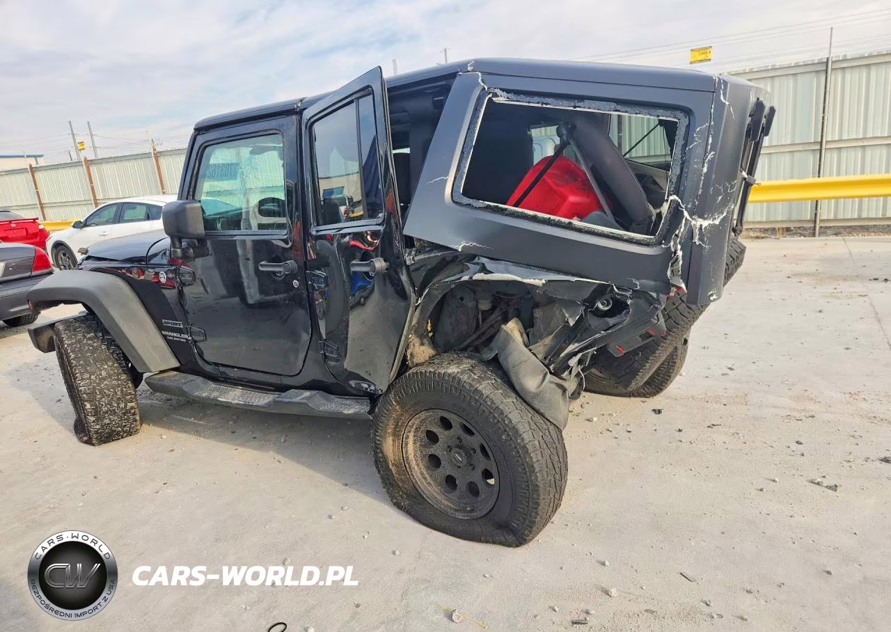2013 Jeep Wrangler Unlimited Sport VIN:1C4BJWDG5DL621531 - 2