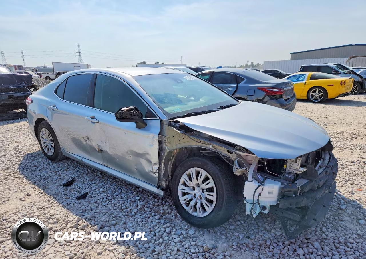 2018 Toyota Camry L VIN:4T1B11HK7JU650404 - 4