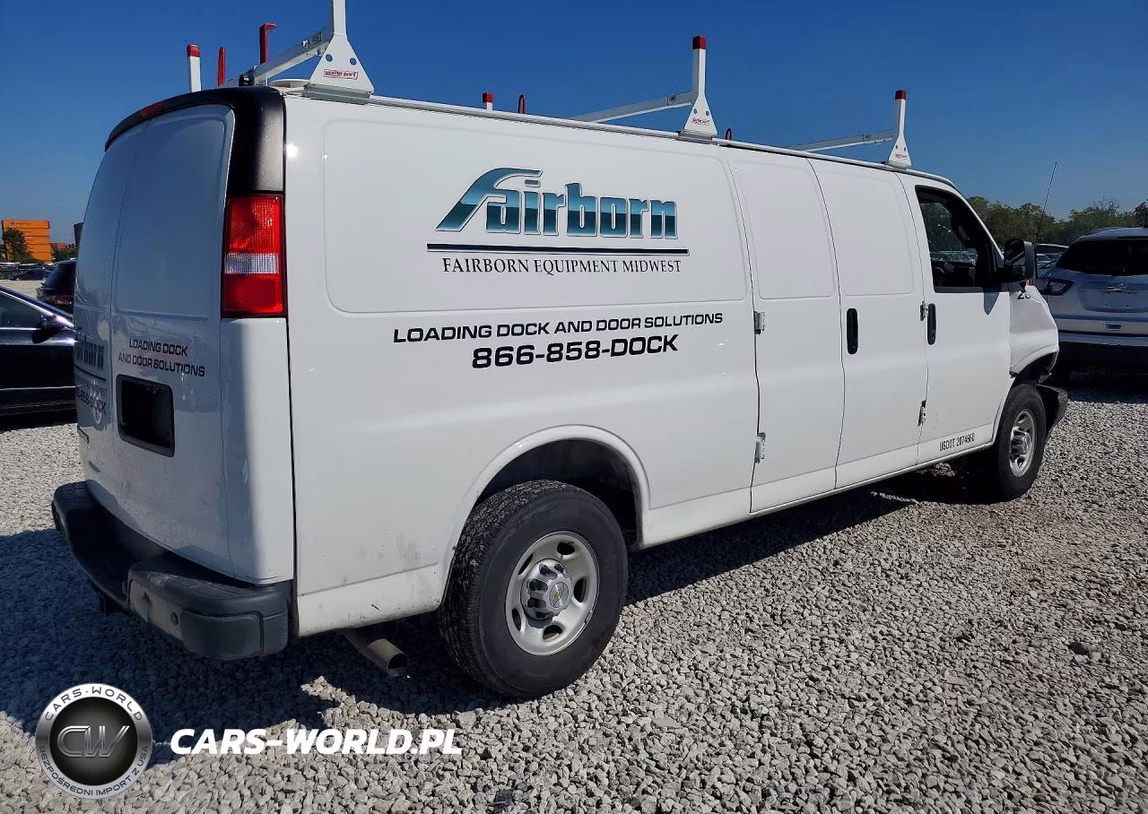 2025 Chevrolet Express G2500 VIN:1GCWGBF77S1255585 - 3