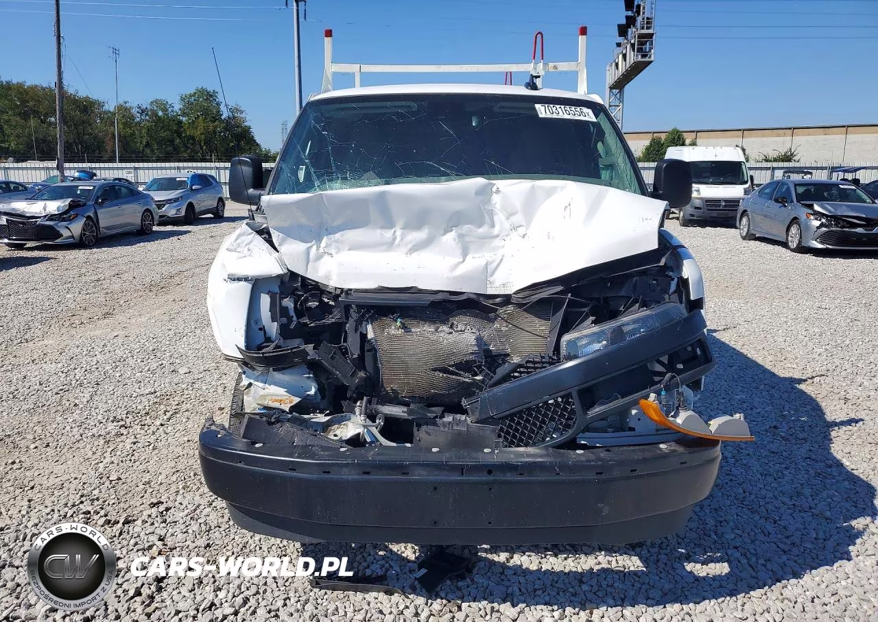 2025 Chevrolet Express G2500 VIN:1GCWGBF77S1255585 - 5