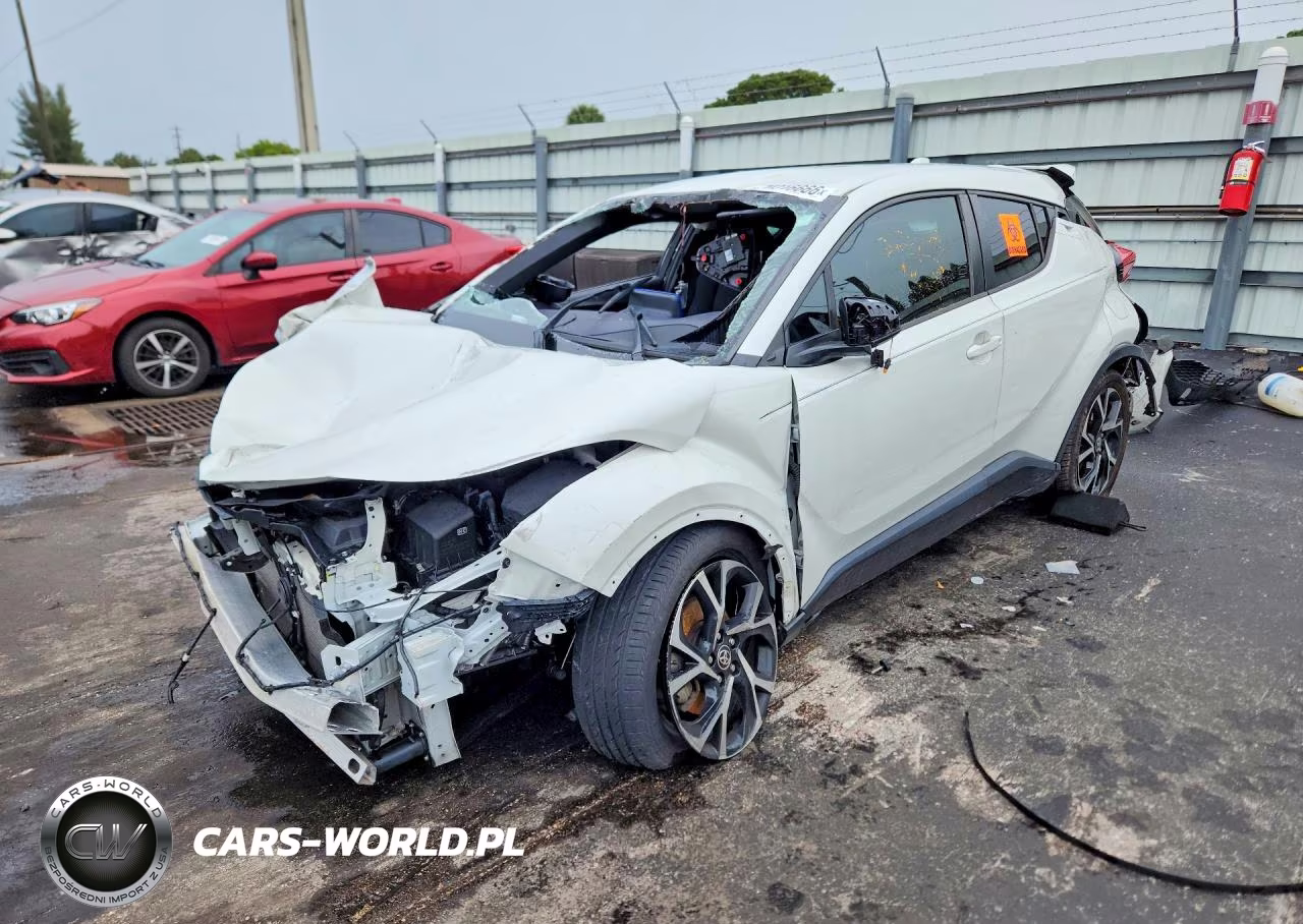 2020 Toyota C-Hr Xle VIN:NMTKHMBX5LR107077 - 1