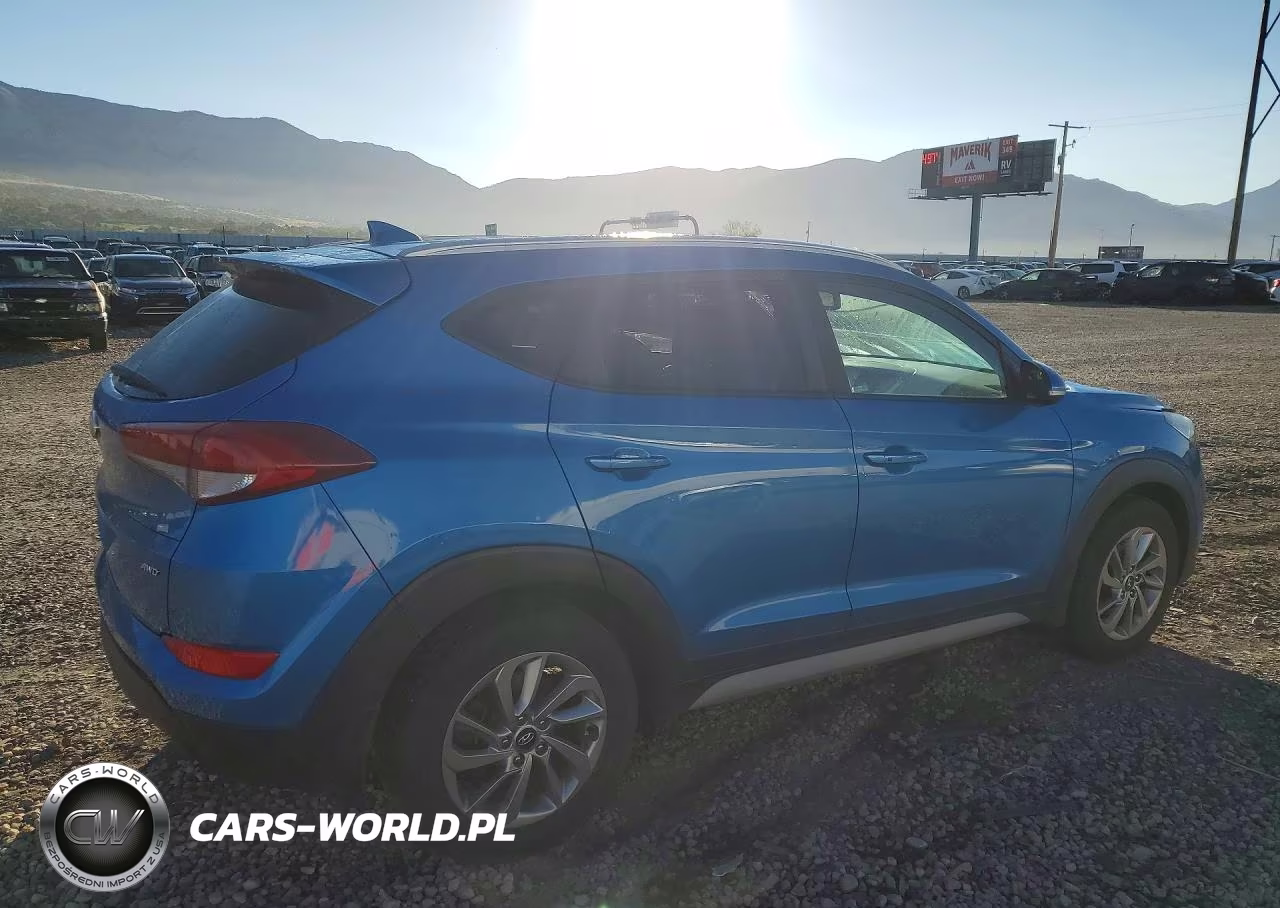 2017 Hyundai Tucson Se Plus VIN:KM8J3CA48HU448694 - 3