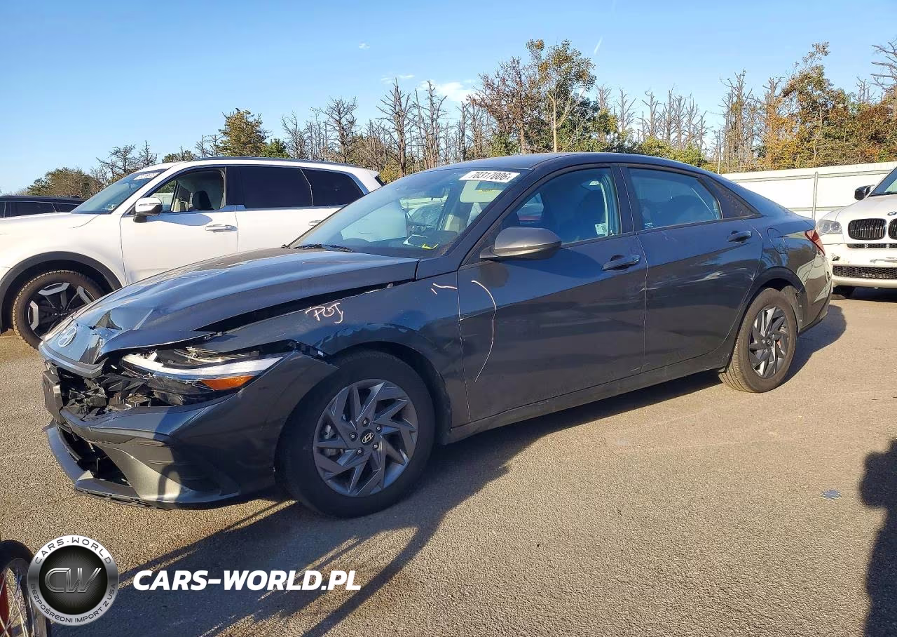 2024 Hyundai Elantra Sel