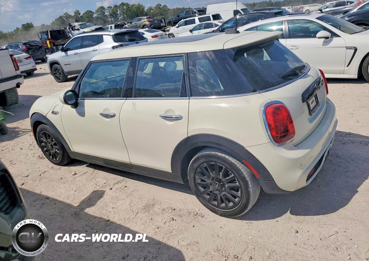 2020 Mini Cooper S VIN:WMWXU9C07L2L56292 - 2
