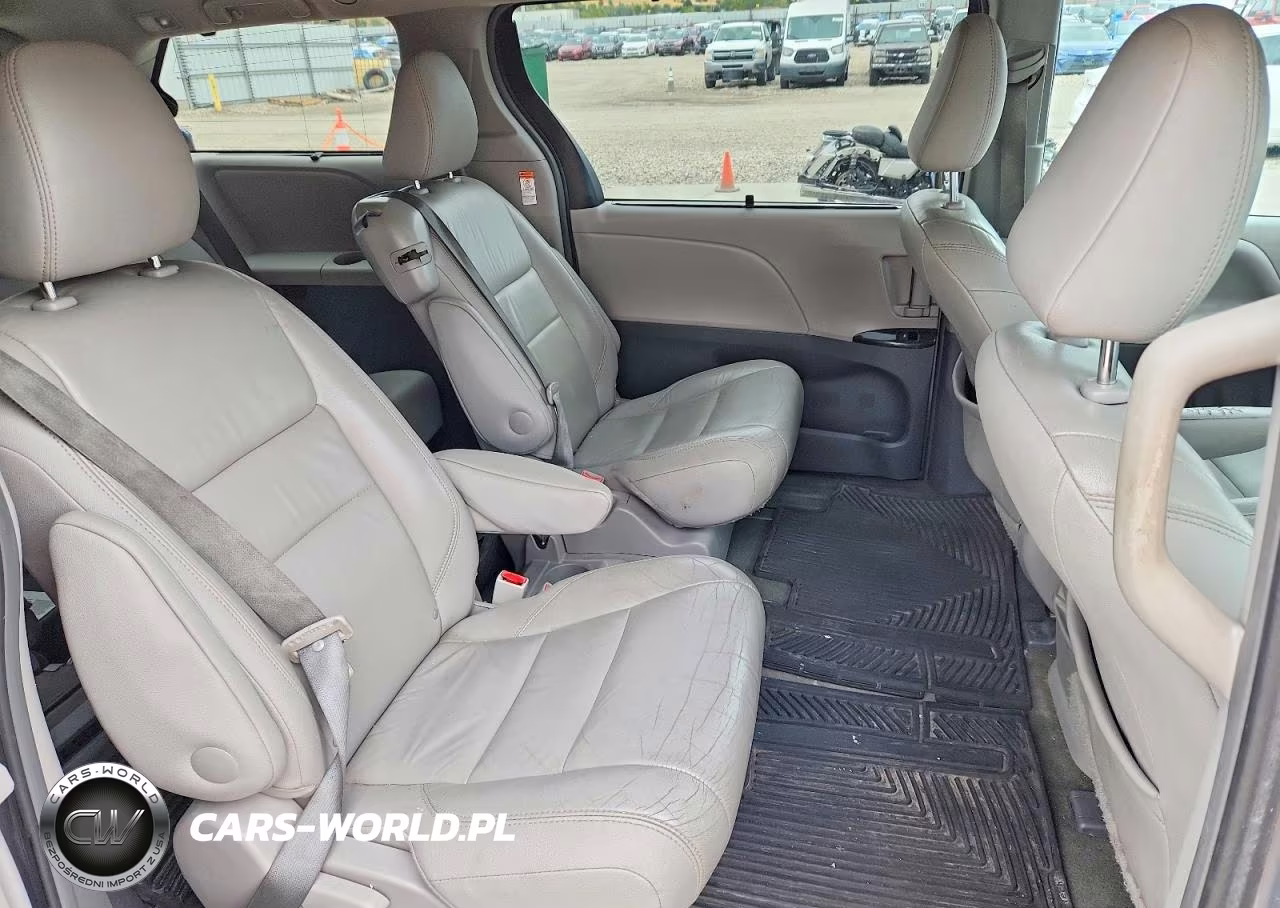 2016 Toyota Sienna Xle 8-Passenger VIN:5TDYK3DC2GS692742 - 10