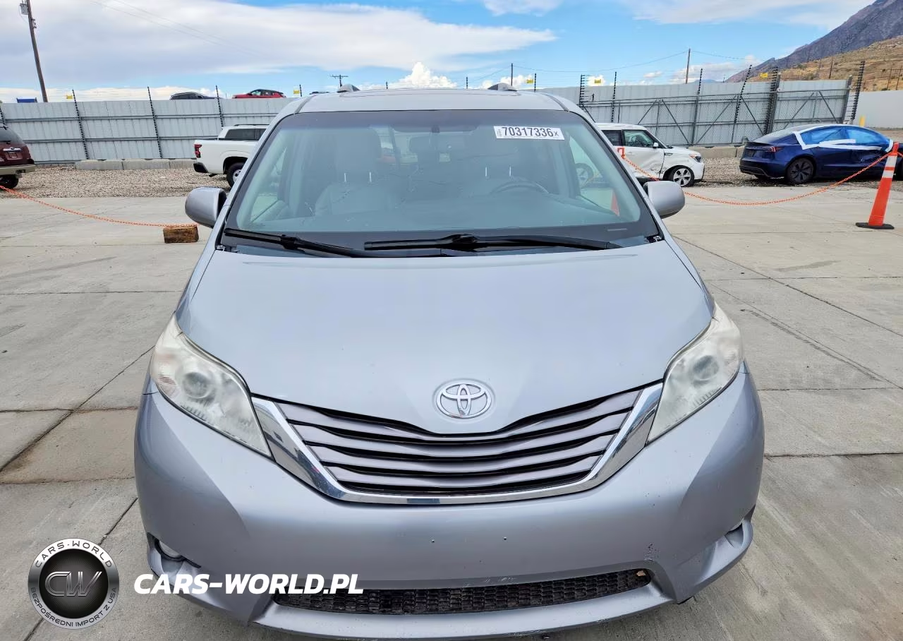 2016 Toyota Sienna Xle 8-Passenger VIN:5TDYK3DC2GS692742 - 5