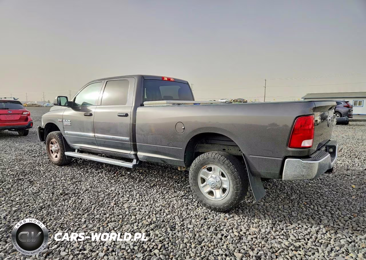 2018 Ram 2500 St VIN:3C6UR5HJ7JG241821 - 2