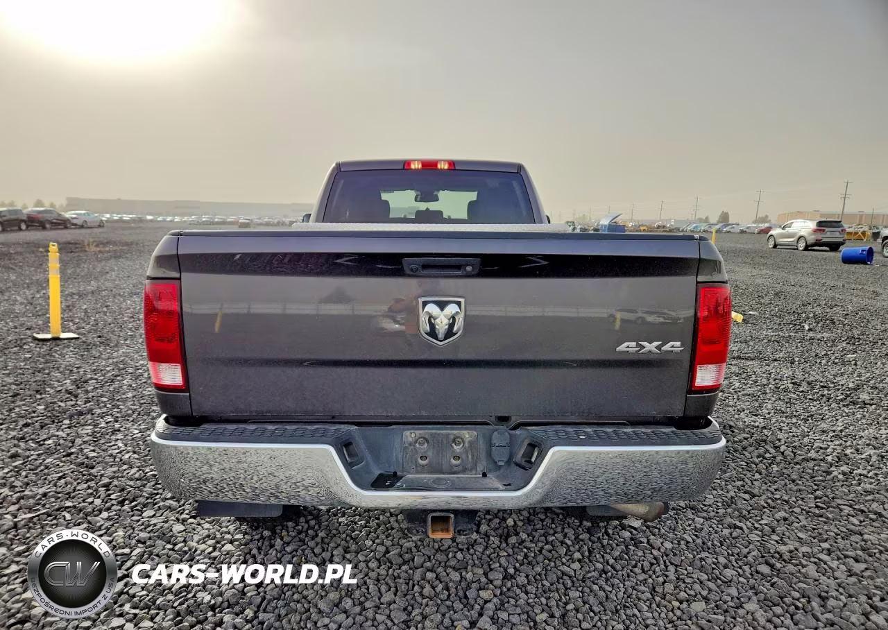 2018 Ram 2500 St VIN:3C6UR5HJ7JG241821 - 6