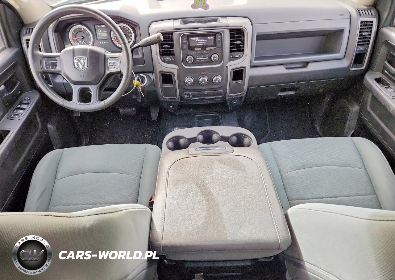 2018 Ram 2500 St VIN:3C6UR5HJ7JG241821 - 8