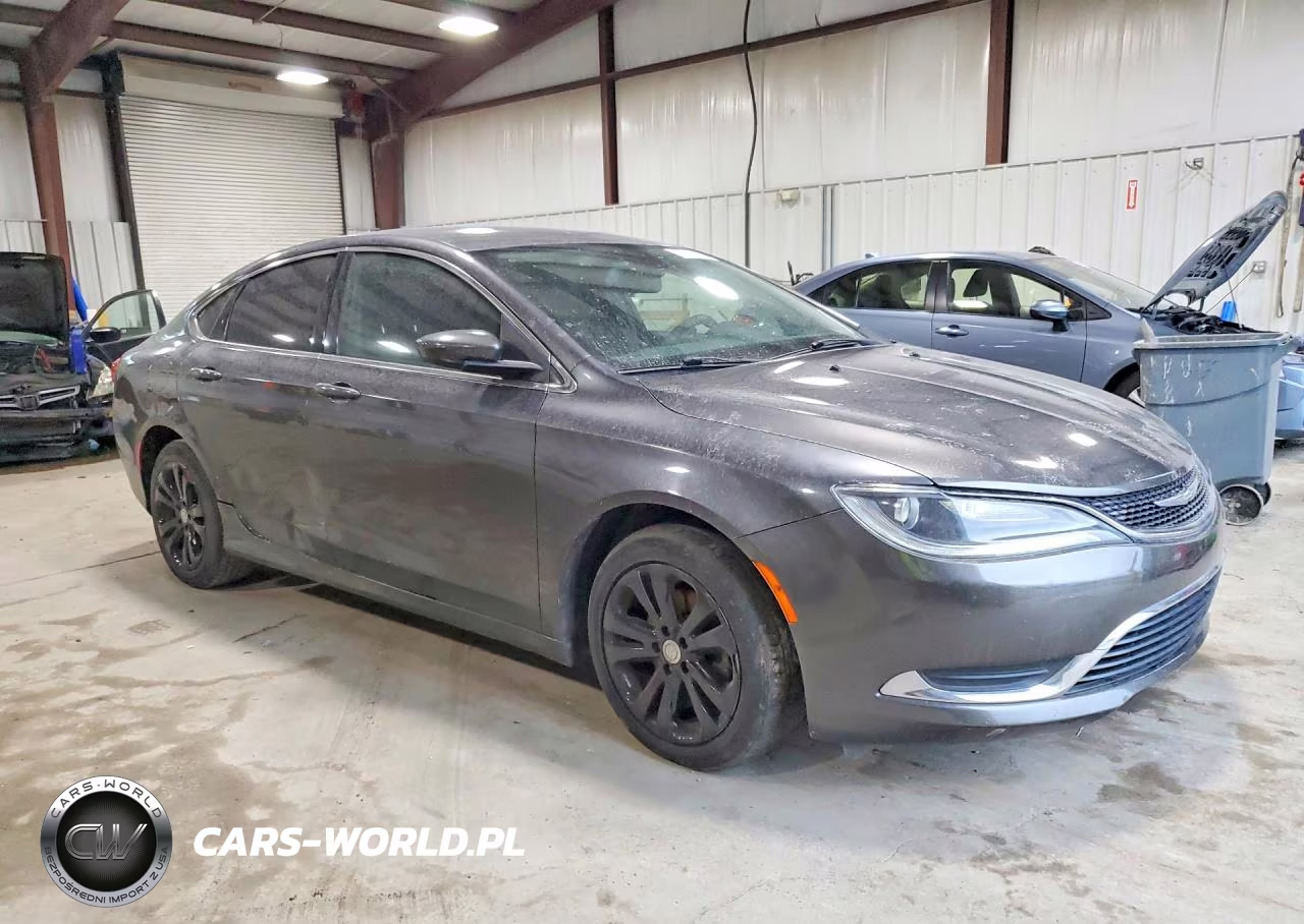 2015 Chrysler 200 Limited VIN:1C3CCCAB4FN657129 - 4