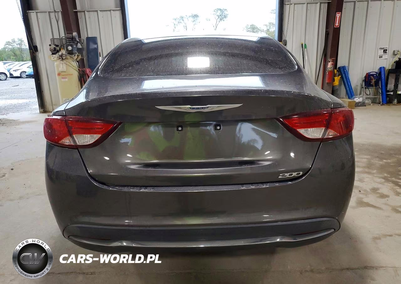 2015 Chrysler 200 Limited VIN:1C3CCCAB4FN657129 - 6