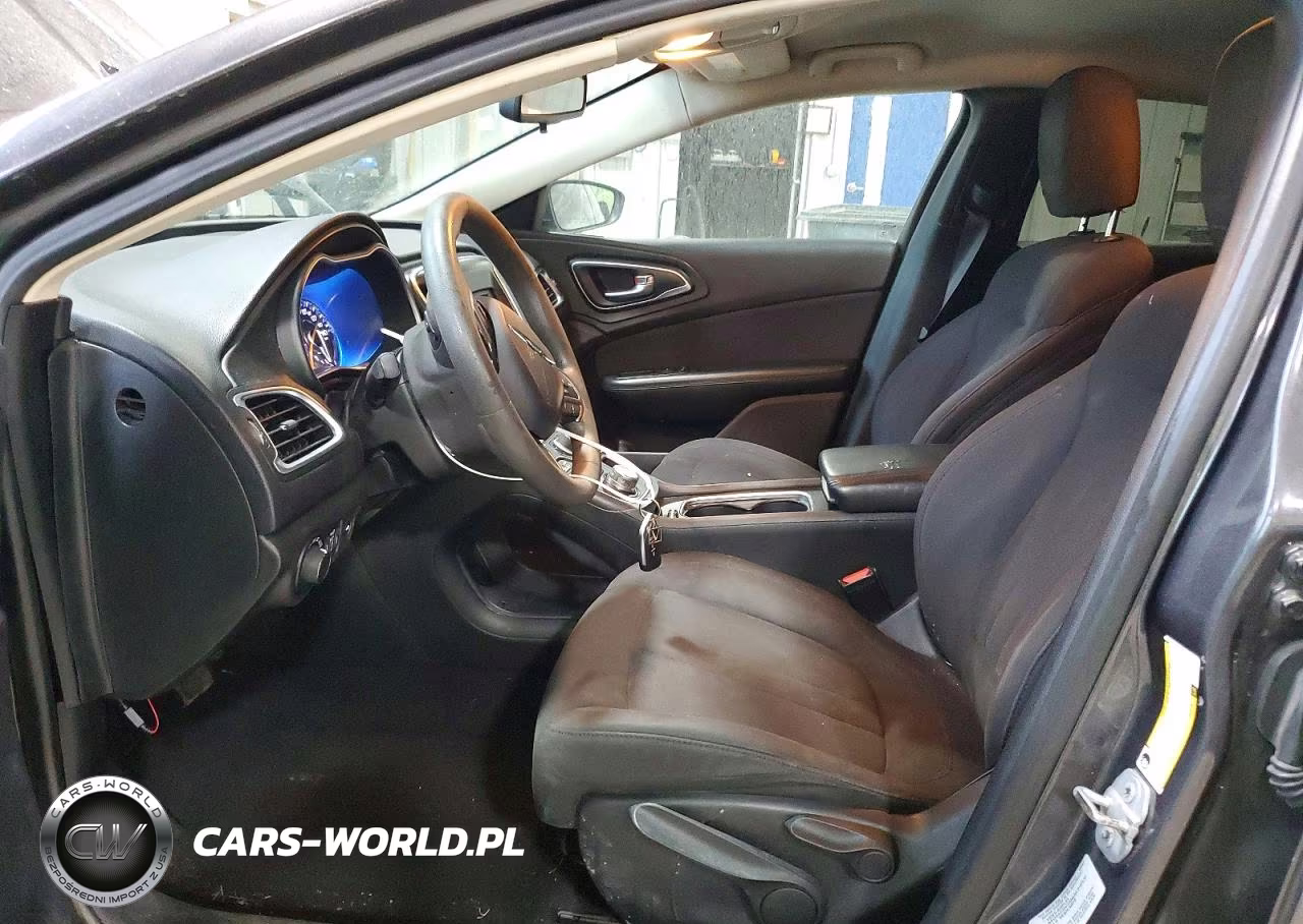 2015 Chrysler 200 Limited VIN:1C3CCCAB4FN657129 - 7