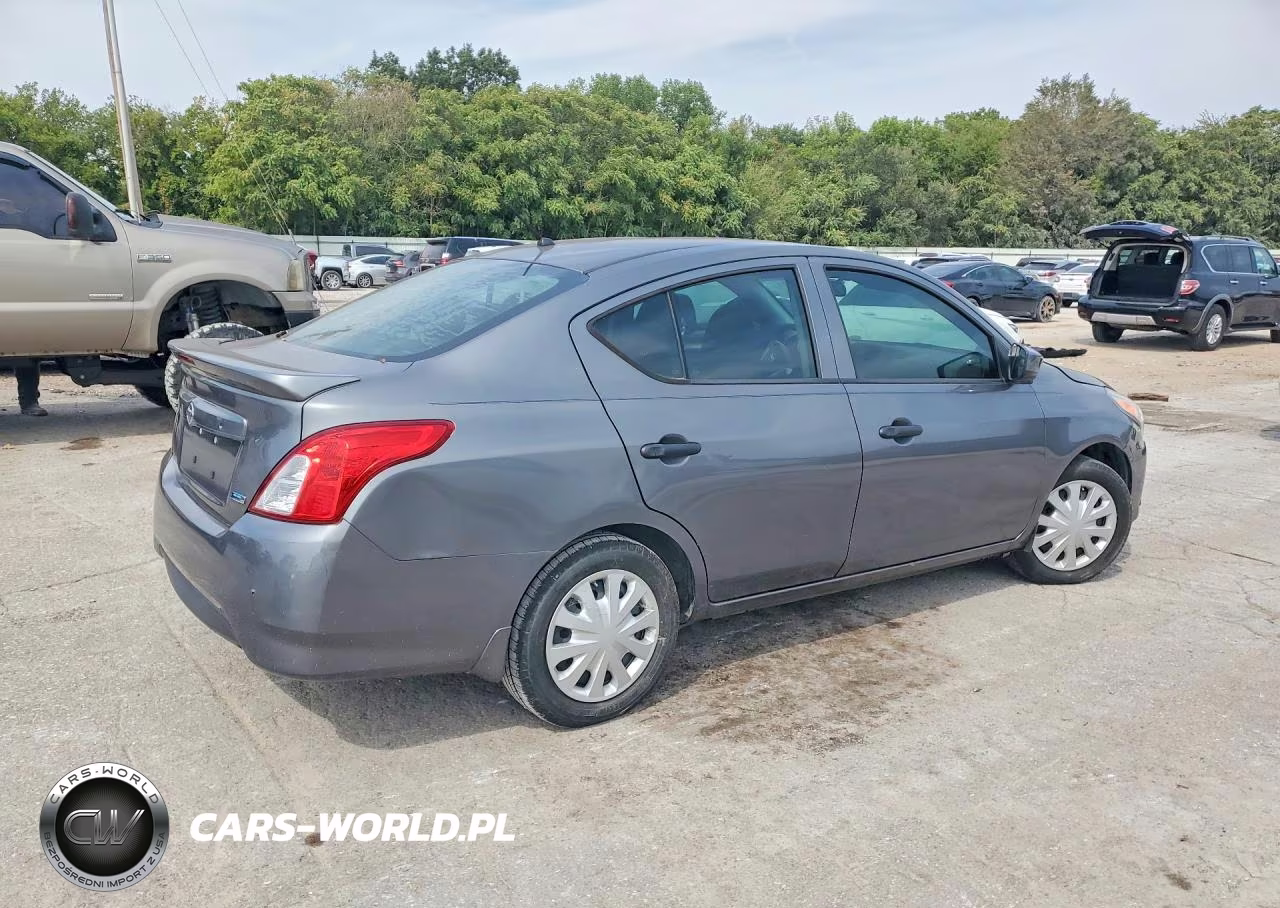 2016 Nissan Versa 1.6 S Plus VIN:3N1CN7AP2GL846844 - 3