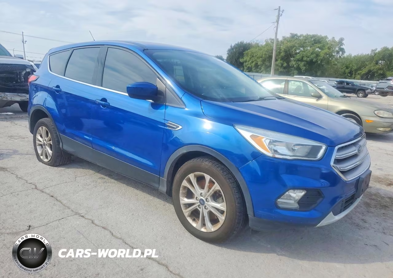 2019 Ford Escape Se VIN:1FMCU9GD8KUA90956 - 4