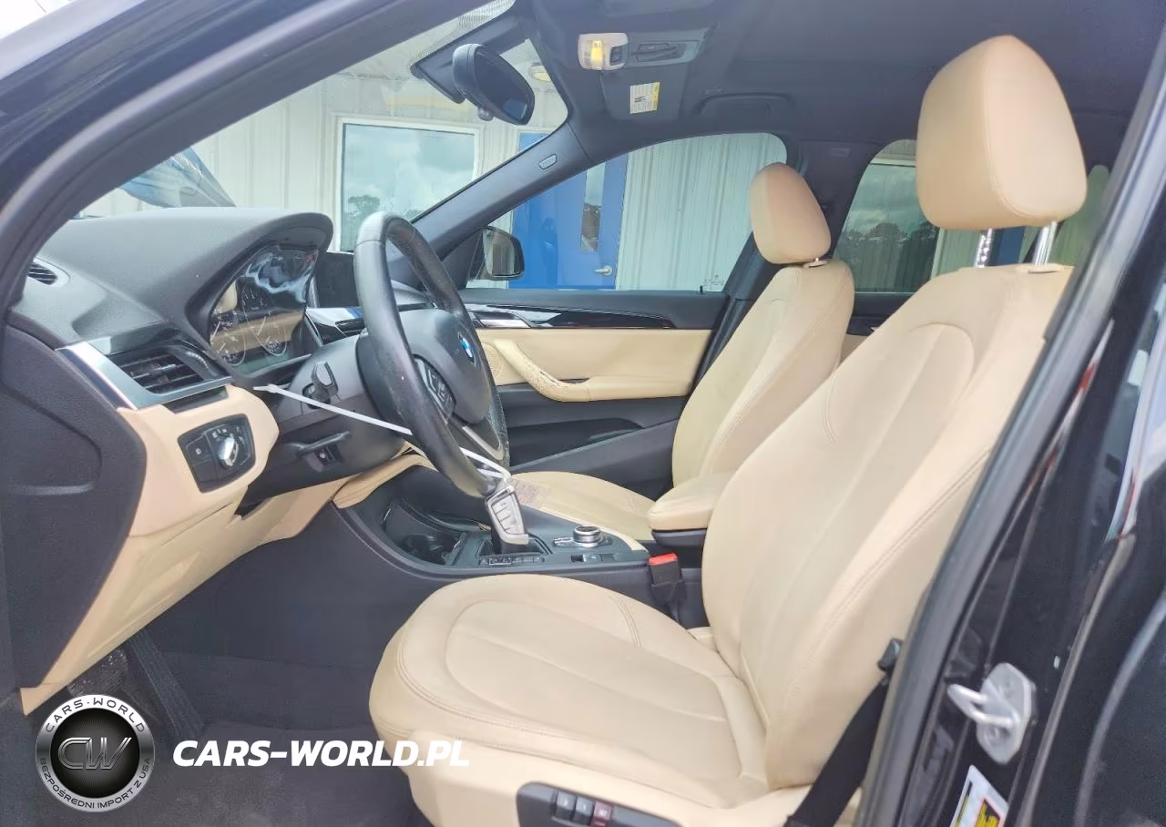 2018 BMW X1 xDrive28I VIN:WBXHT3Z36J4A66609 - 7