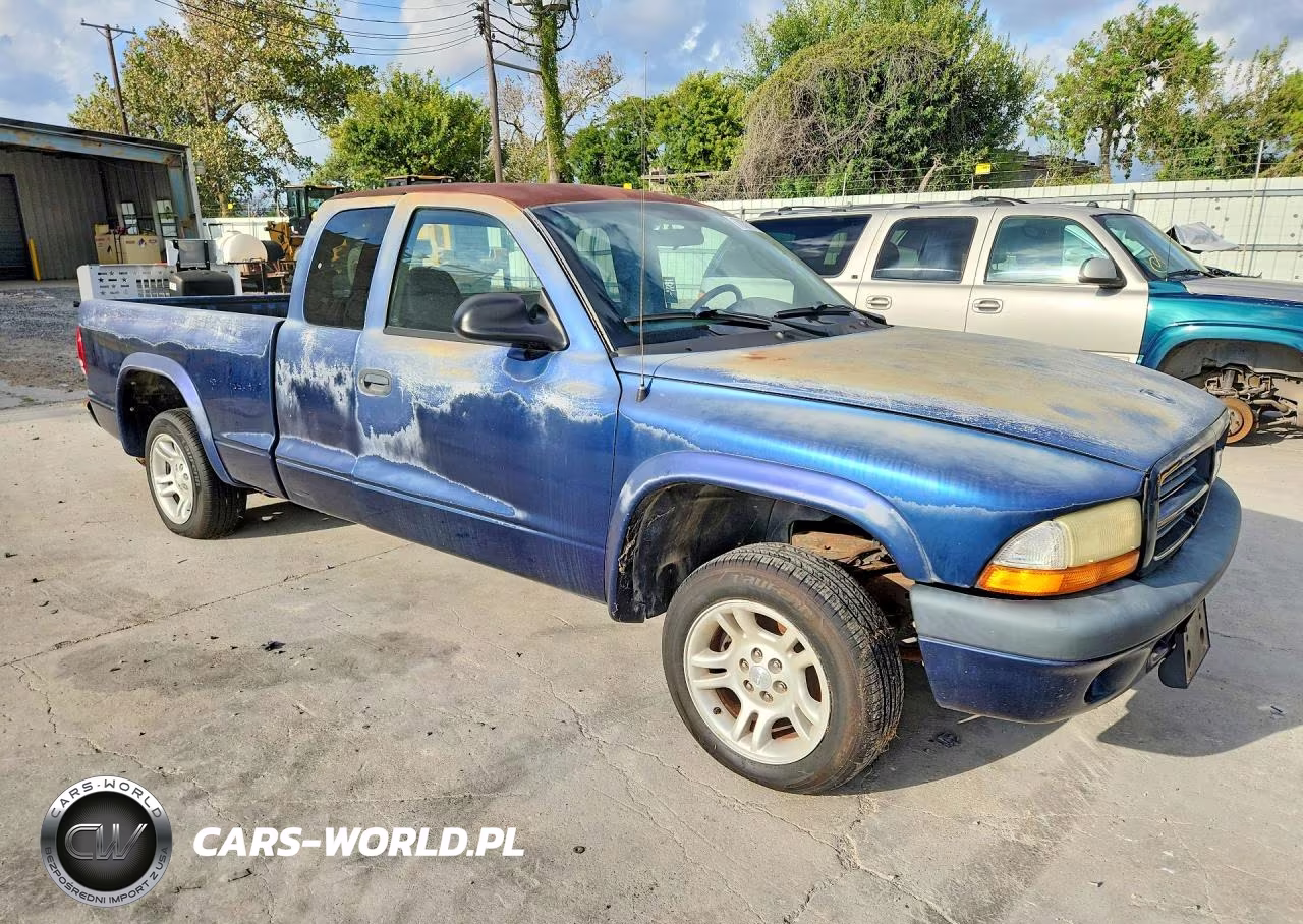 2003 Dodge Dakota Sport VIN:1D7HL32XX3S110087 - 4