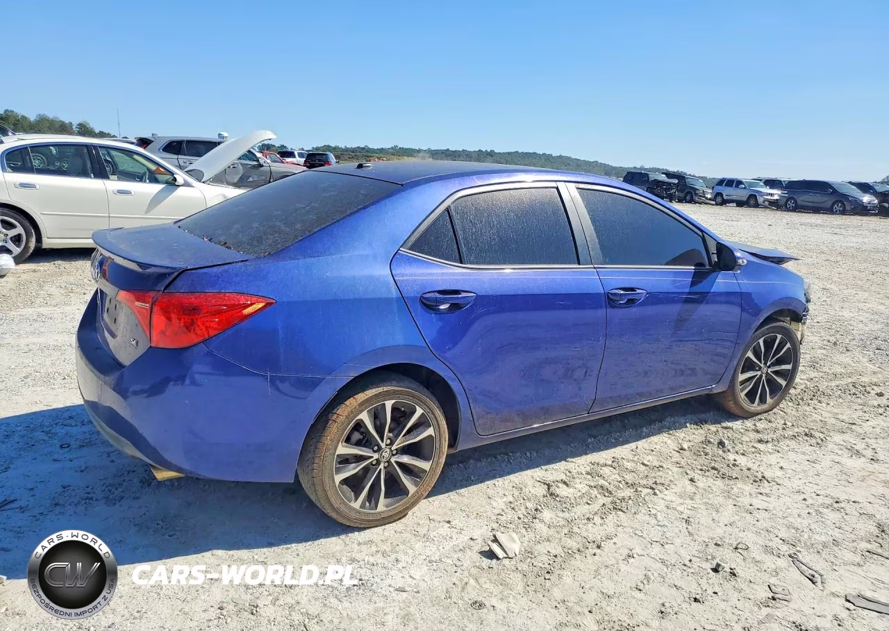 2018 Toyota Corolla Se VIN:5YFBURHEXJP818246 - 3