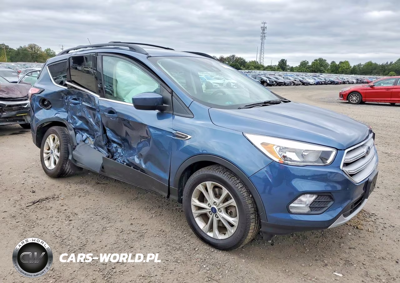 2018 Ford Escape Se VIN:1FMCU9GD7JUB53253 - 4