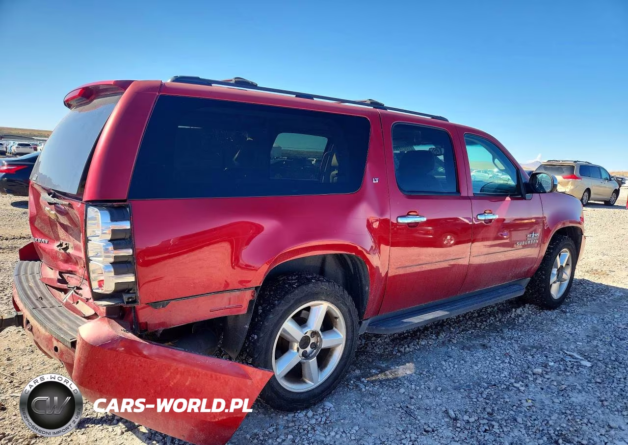 2013 Chevrolet Suburban C1500 Lt VIN:1GNSCJE08DR345977 - 3