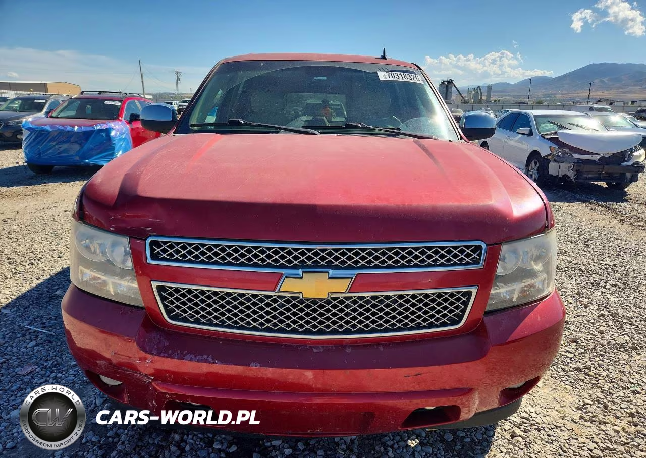2013 Chevrolet Suburban C1500 Lt VIN:1GNSCJE08DR345977 - 5