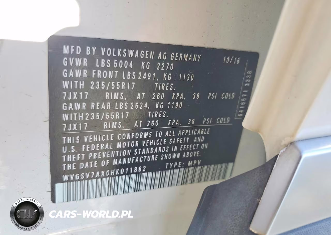 2017 Volkswagen Tiguan Wolfsburg VIN:WVGSV7AX0HK011882 - 12