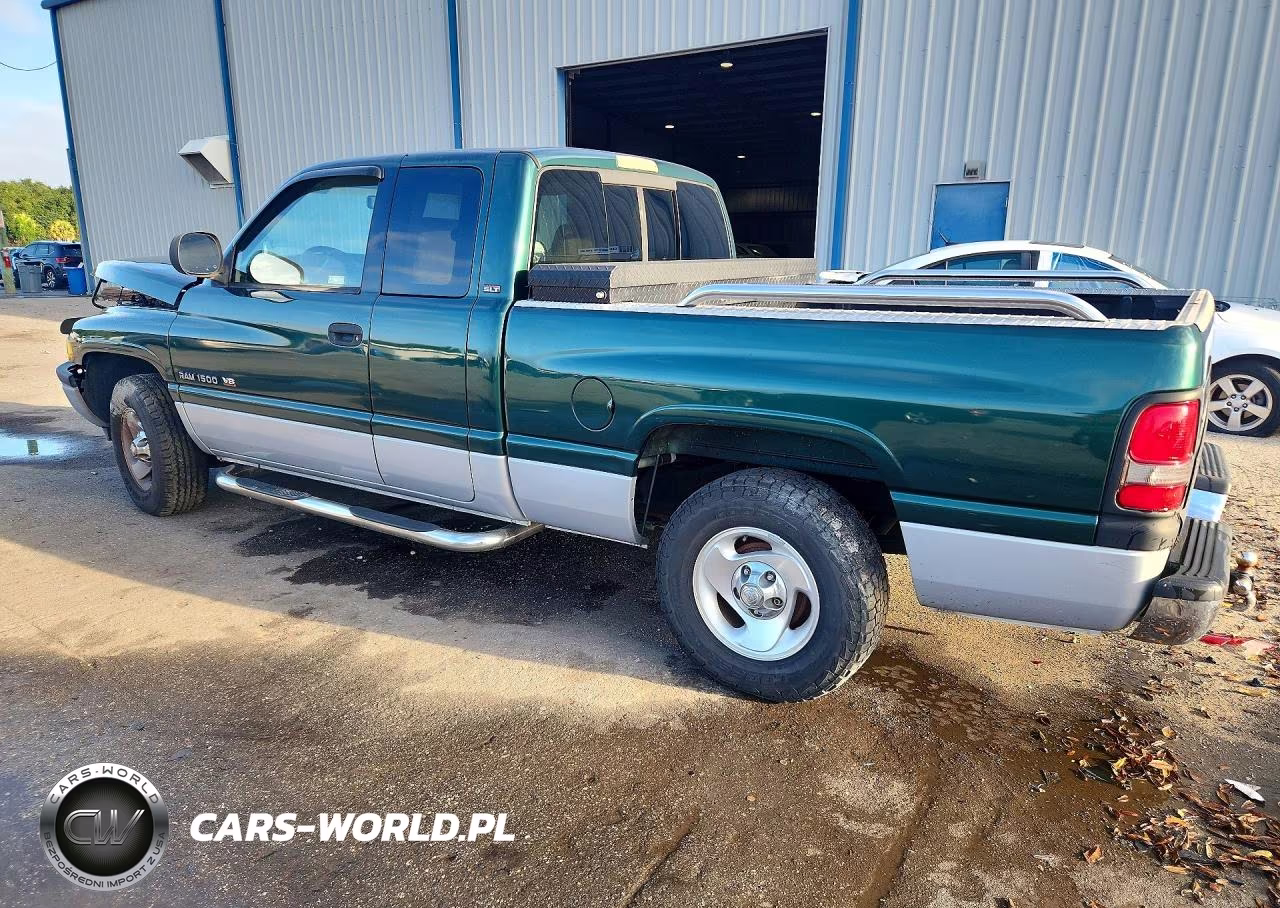 1999 Dodge Ram 1500 VIN:1B7HC13Y2XJ608429 - 2