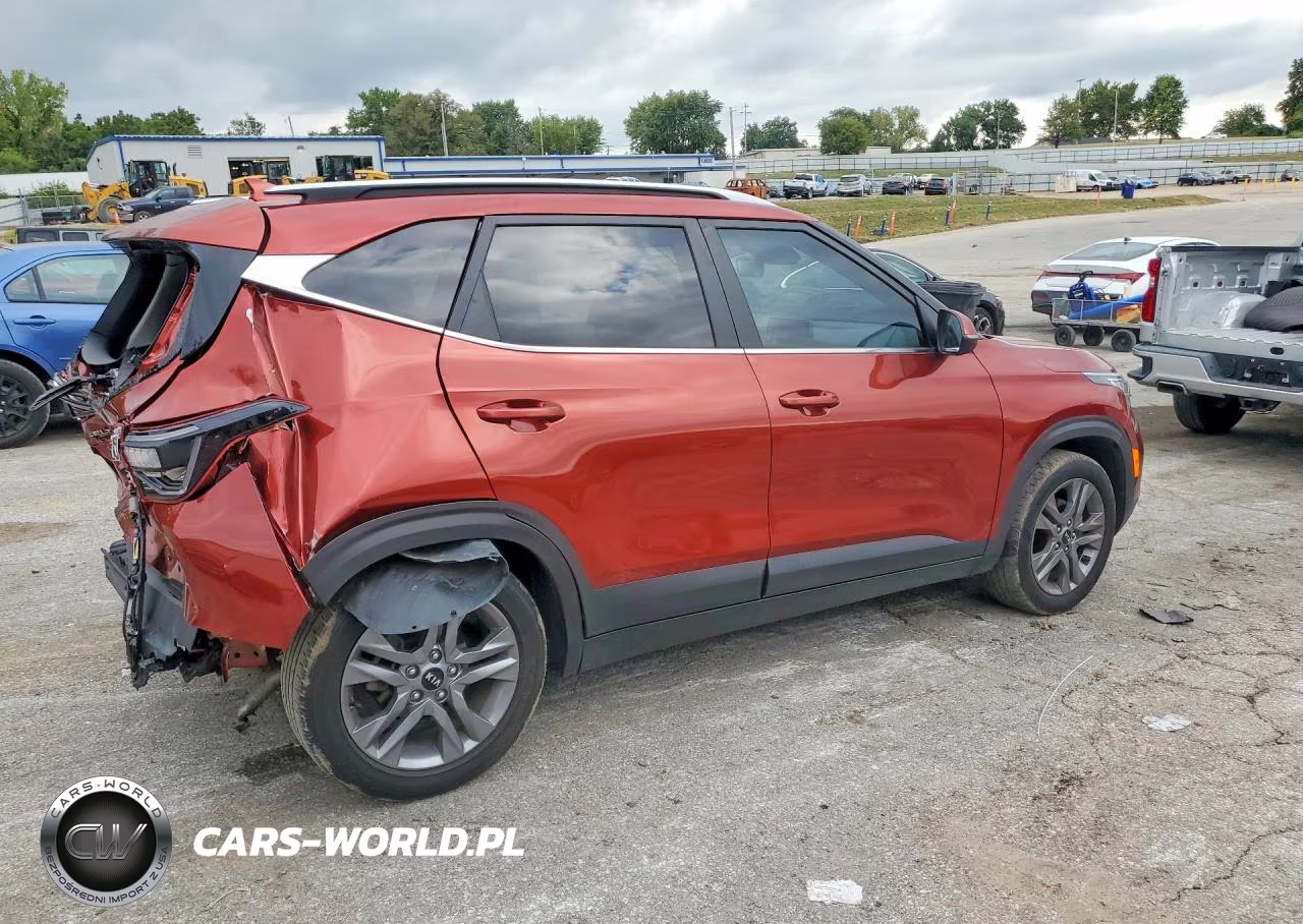 2021 Kia Seltos S VIN:KNDEU2AA0M7107785 - 3