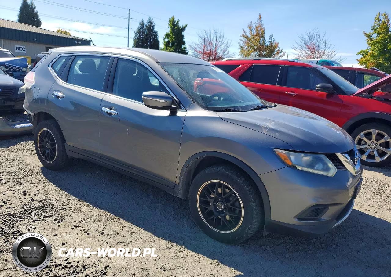 2015 Nissan Rogue S VIN:KNMAT2MV7FP505708 - 4