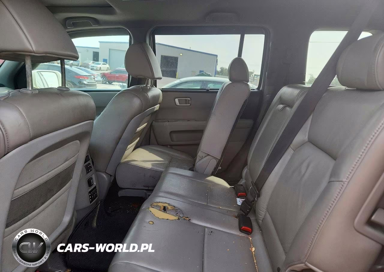 2011 Honda Pilot Touring VIN:5FNYF4H95BB081237 - 11