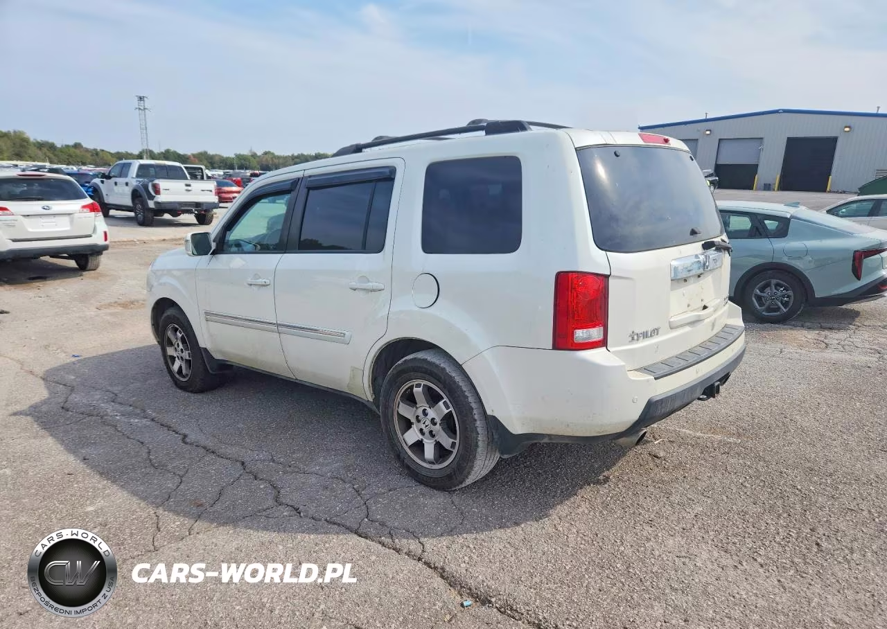 2011 Honda Pilot Touring VIN:5FNYF4H95BB081237 - 2